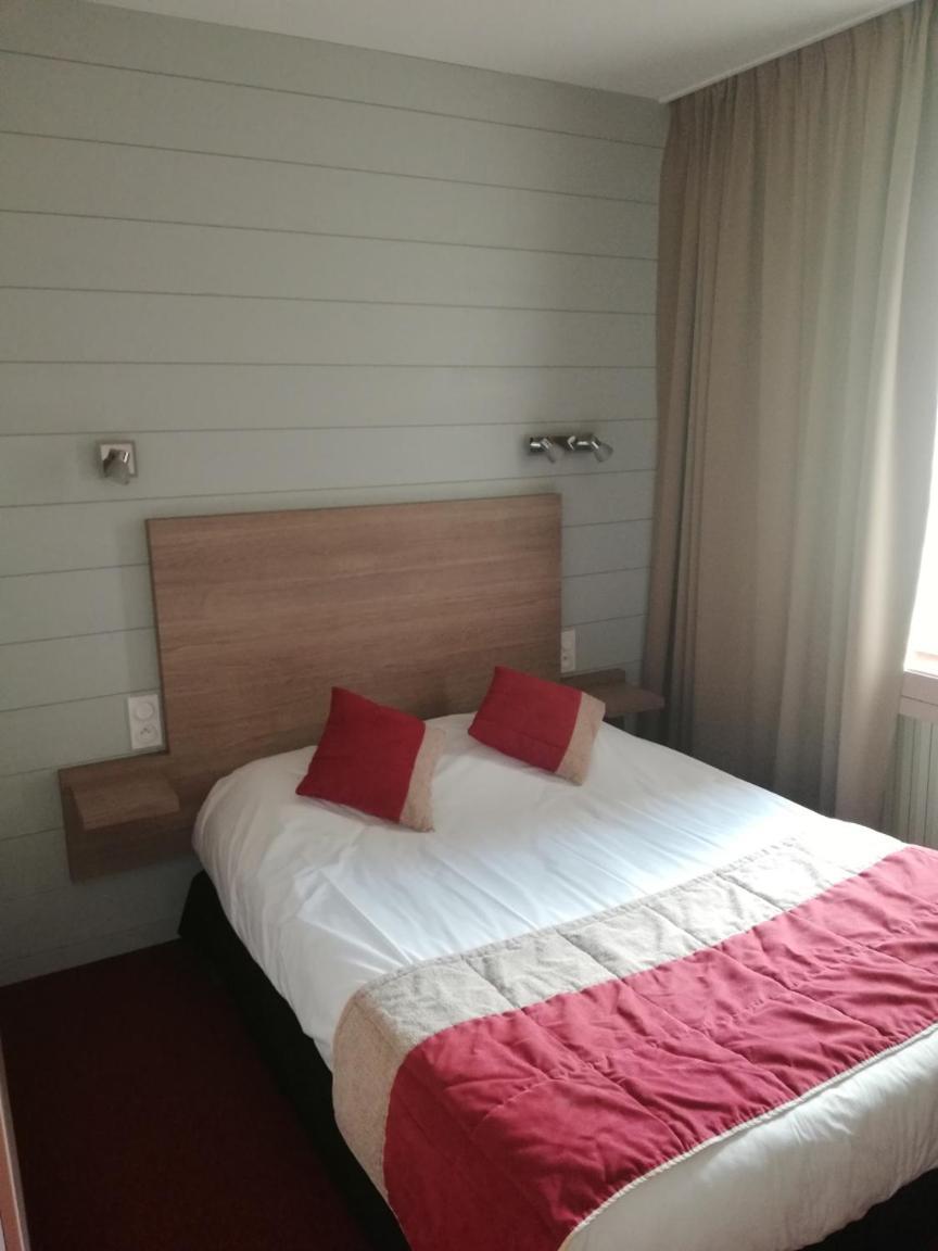 Hotel-Restaurant Les Colonnades Saint-Fulgent 외부 사진