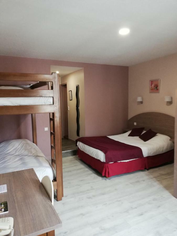 Hotel-Restaurant Les Colonnades Saint-Fulgent 외부 사진